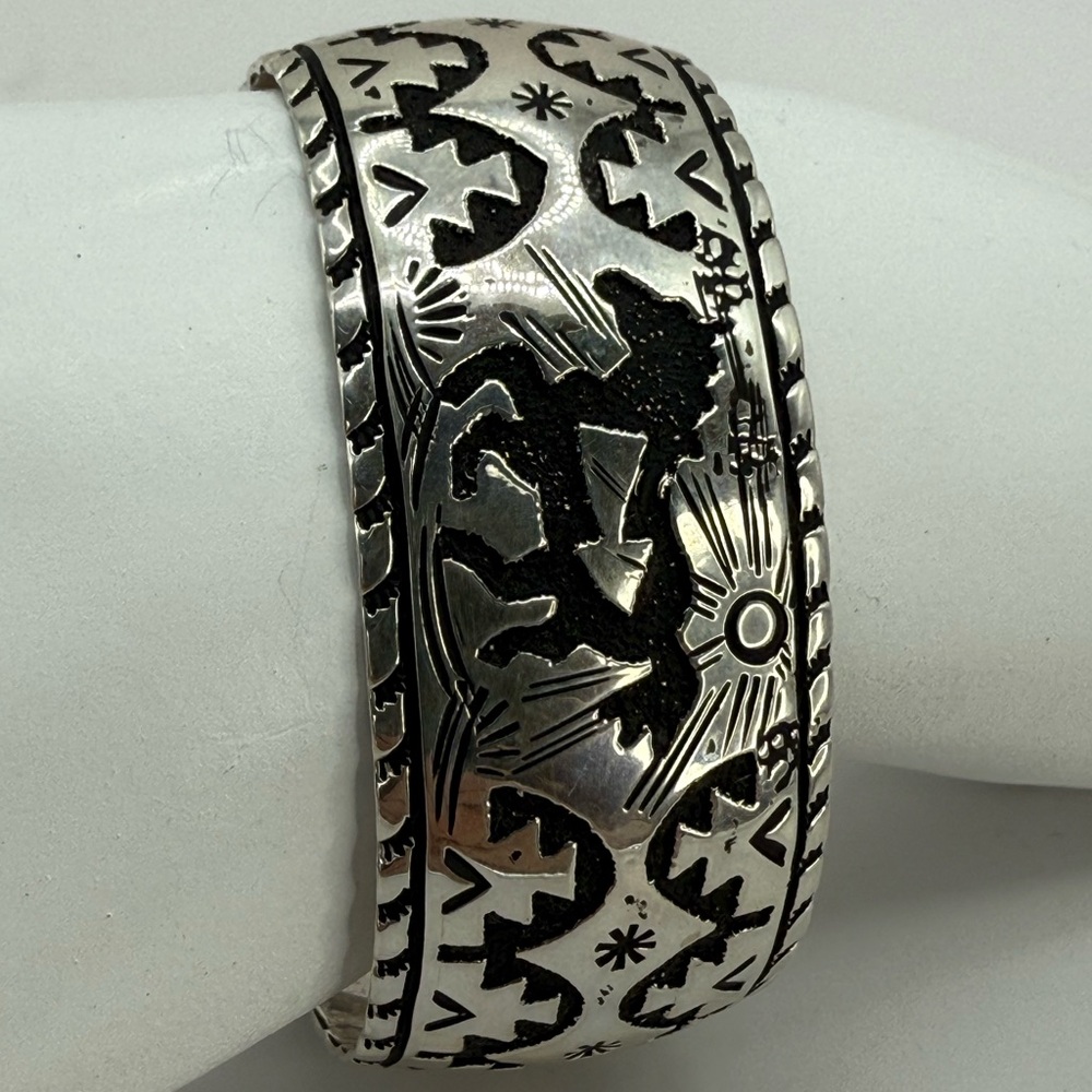 Navajo Sterling Silver Cuff Bracelet Story Teller Artisan Signed Richard Singer
